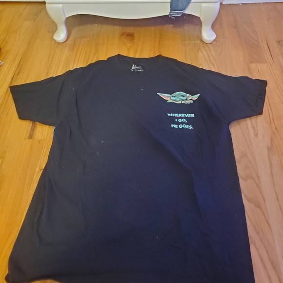 Star Wars Baby Yoda Shirt - Picture 5 of 10